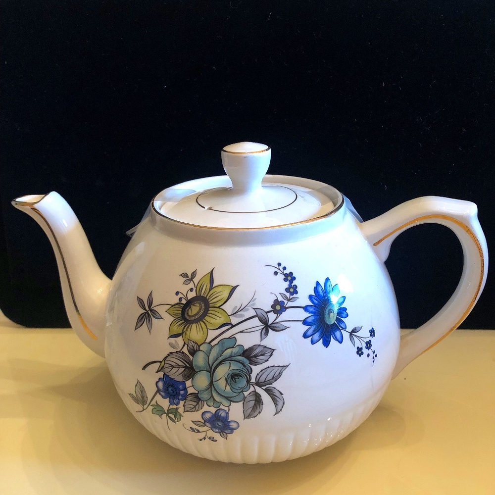 Vintage Wood & Sons Teapot in Alpine White and Blue and Green Flowers